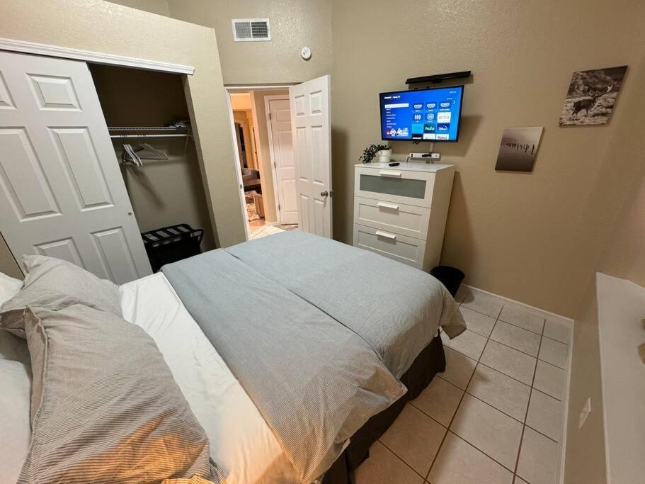 Peaceful West: 4Br Dusk Haven Villa El Paso Exterior photo