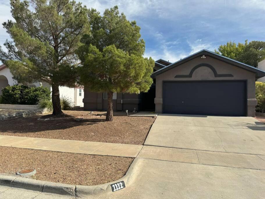 Peaceful West: 4Br Dusk Haven Villa El Paso Exterior photo