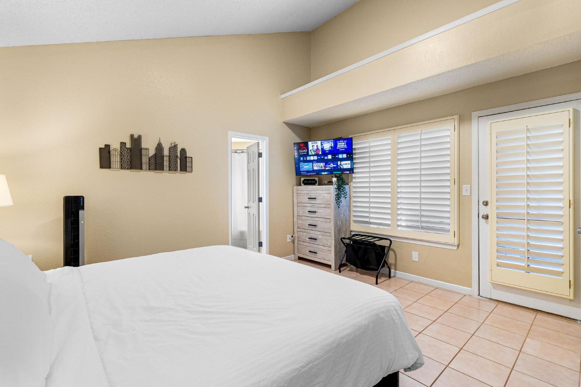 Peaceful West: 4Br Dusk Haven Villa El Paso Exterior photo