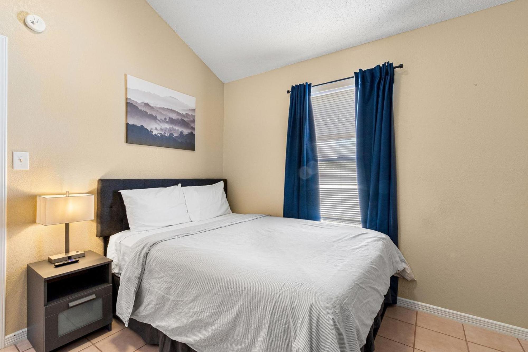 Peaceful West: 4Br Dusk Haven Villa El Paso Exterior photo
