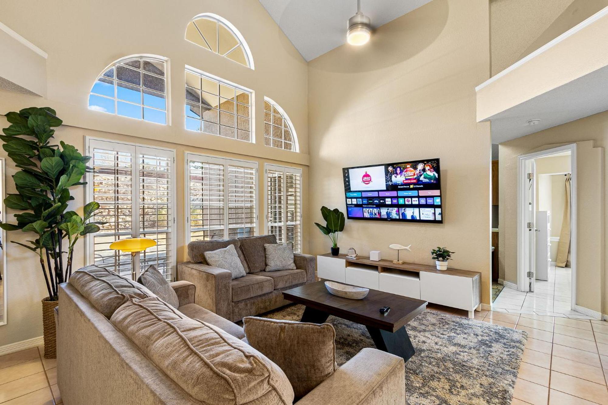 Peaceful West: 4Br Dusk Haven Villa El Paso Exterior photo