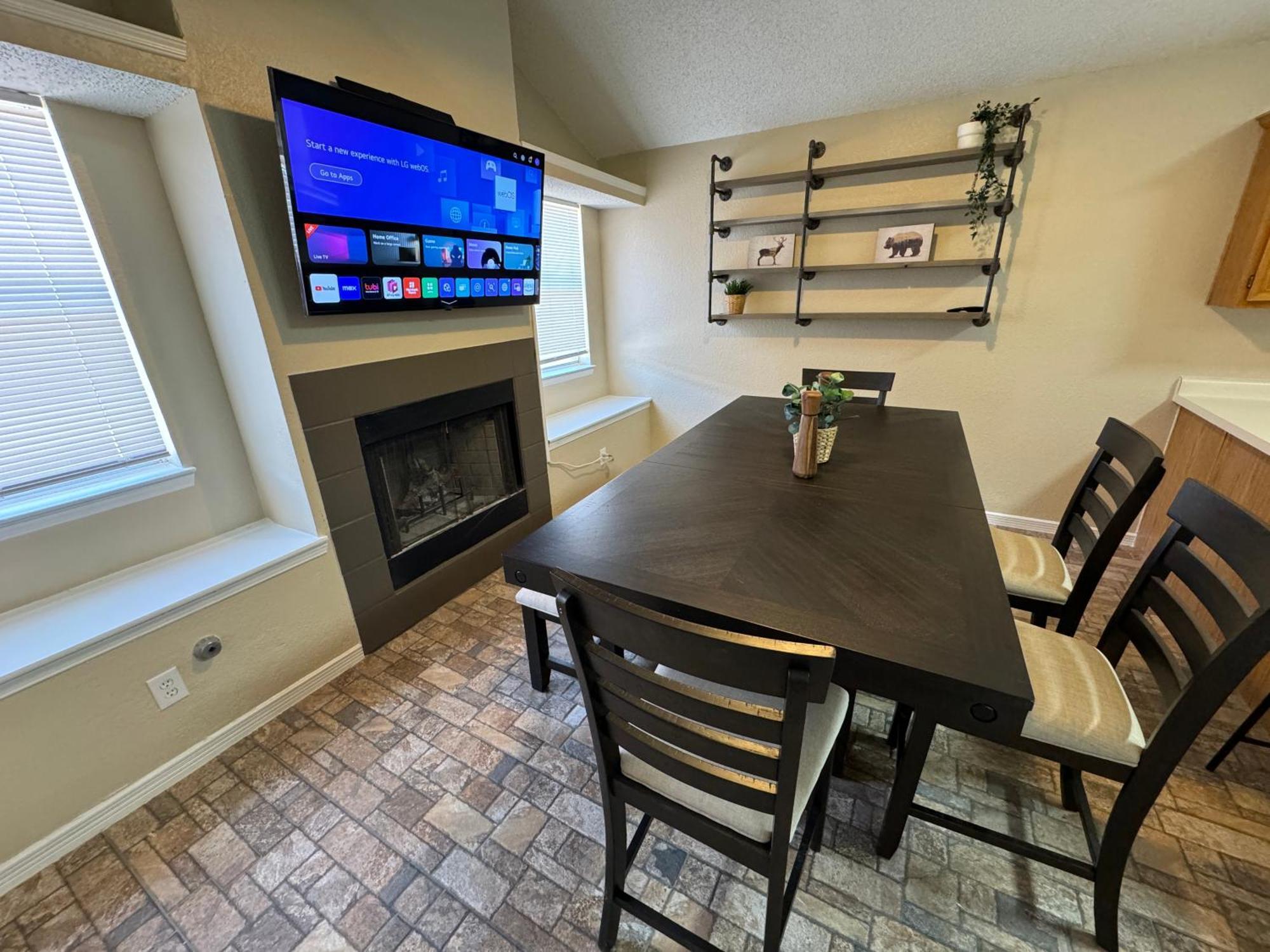 Peaceful West: 4Br Dusk Haven Villa El Paso Exterior photo
